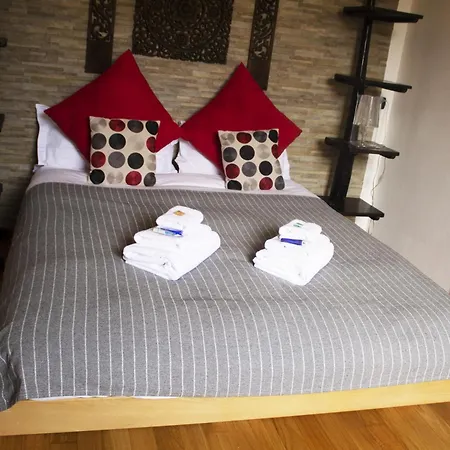 Bb Savona Centro Bed & Breakfast
