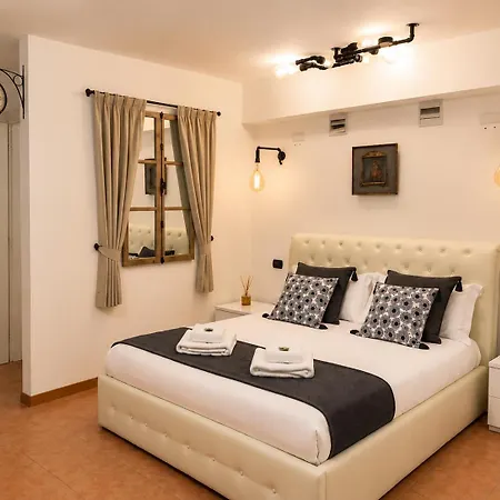 Bed & Breakfast Bb Savona Centro *